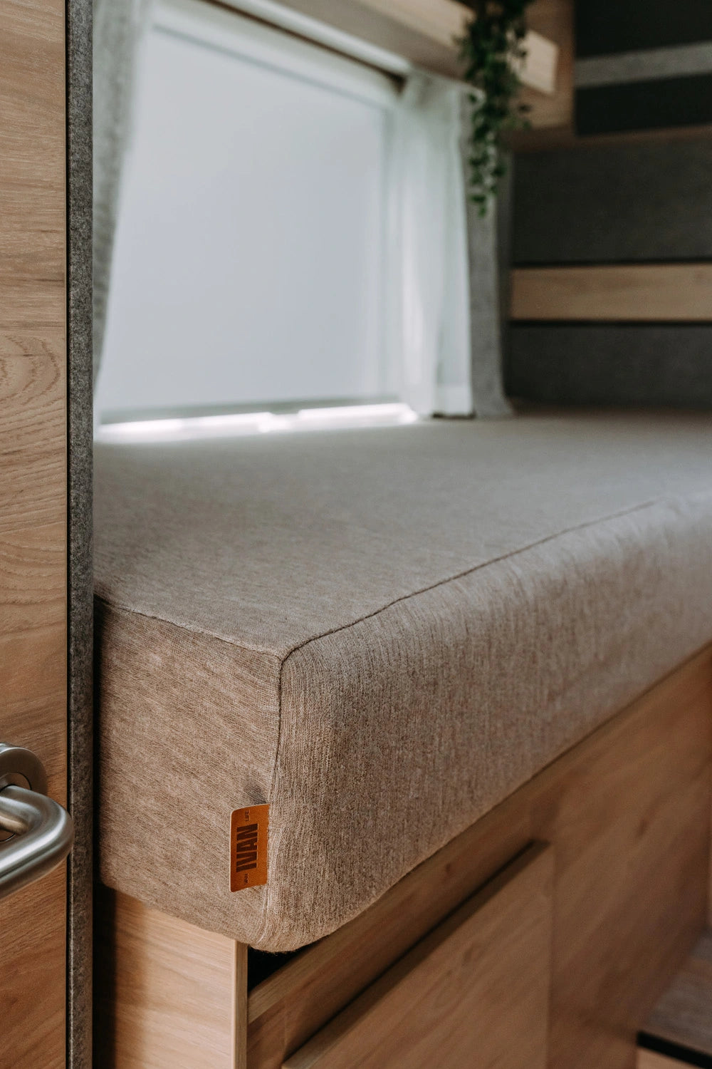 IVAN merinovillainen muotoonommeltu aluslakana vaaleanruskea