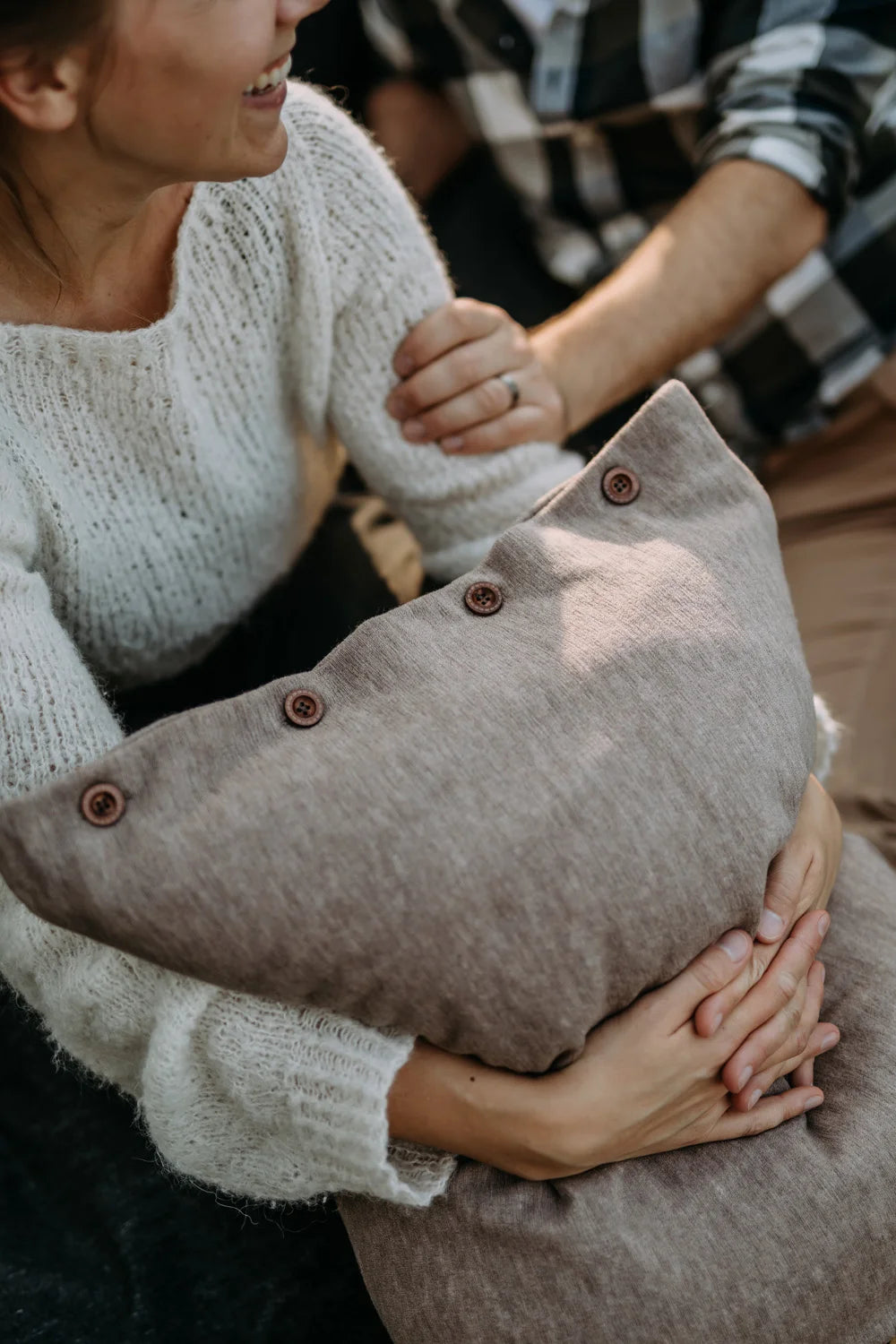 Merinovillainen vaaleanruskea tyynyliina