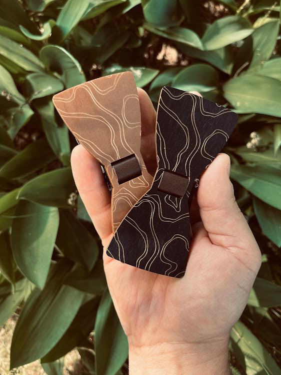 IVAN puinen mirri ruskea ja musta