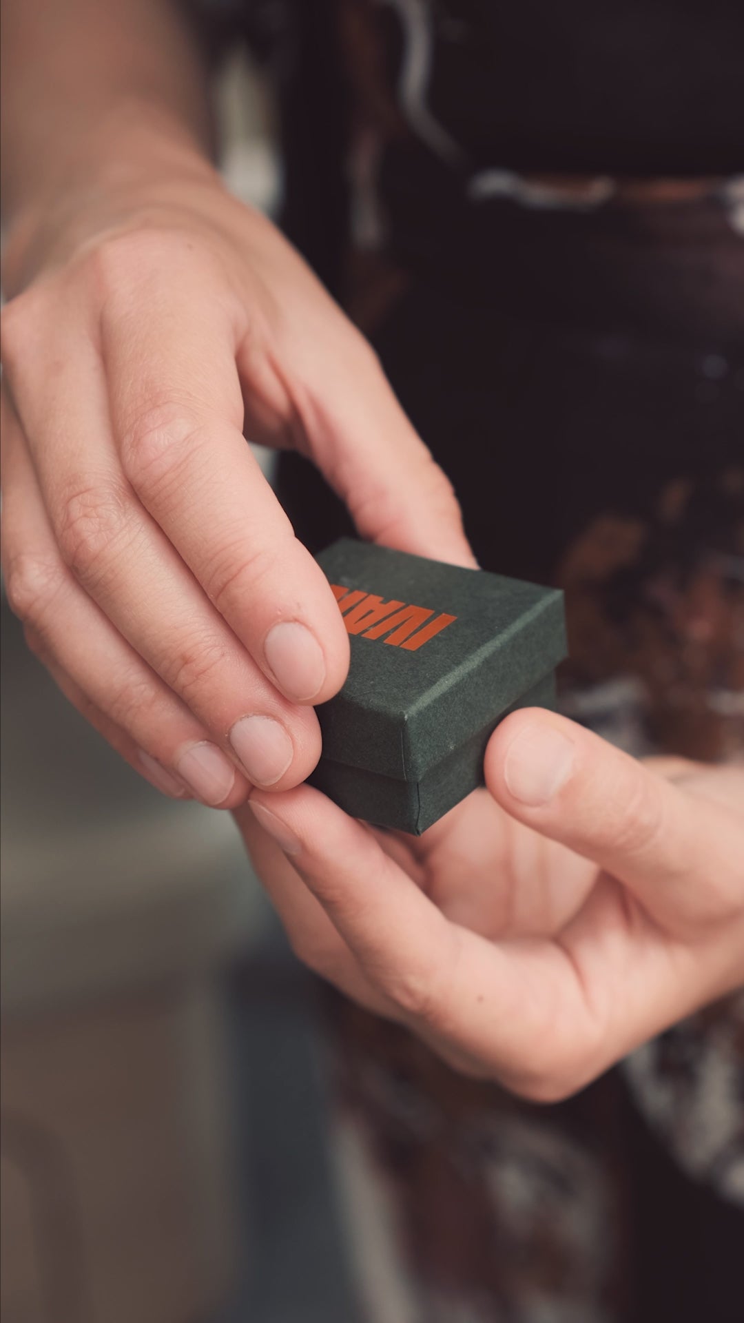 IVAN-vanlife-wooden-earrings-ecological